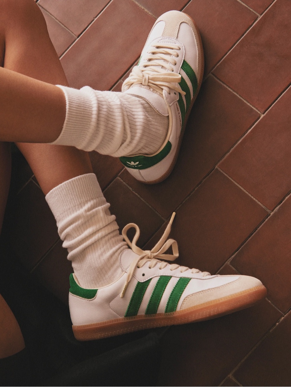 Adidas x Sporty & Rich Sambas - Picture 5 of 6